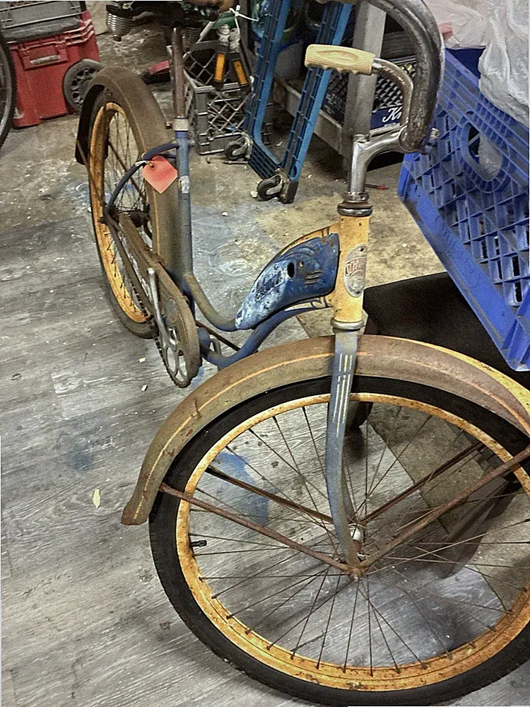 Blue/Brown Cruiser Bicycle w/ Fenders, Chain Guard & Kickstand